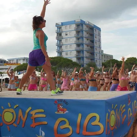 Fuer 7 Personen Ca 45 Qm In Bibione, Adriakueste Italien Und Umgebung 別荘